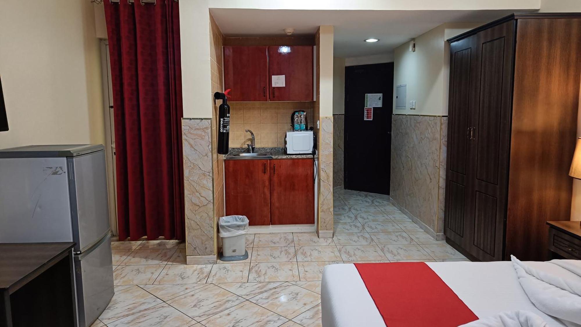 Ruwi Beach Hotel Apartments - Maha Hospitality Group Шарджа Екстериор снимка